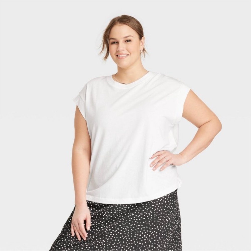 NWT Plus Size T-Shirt - 3X